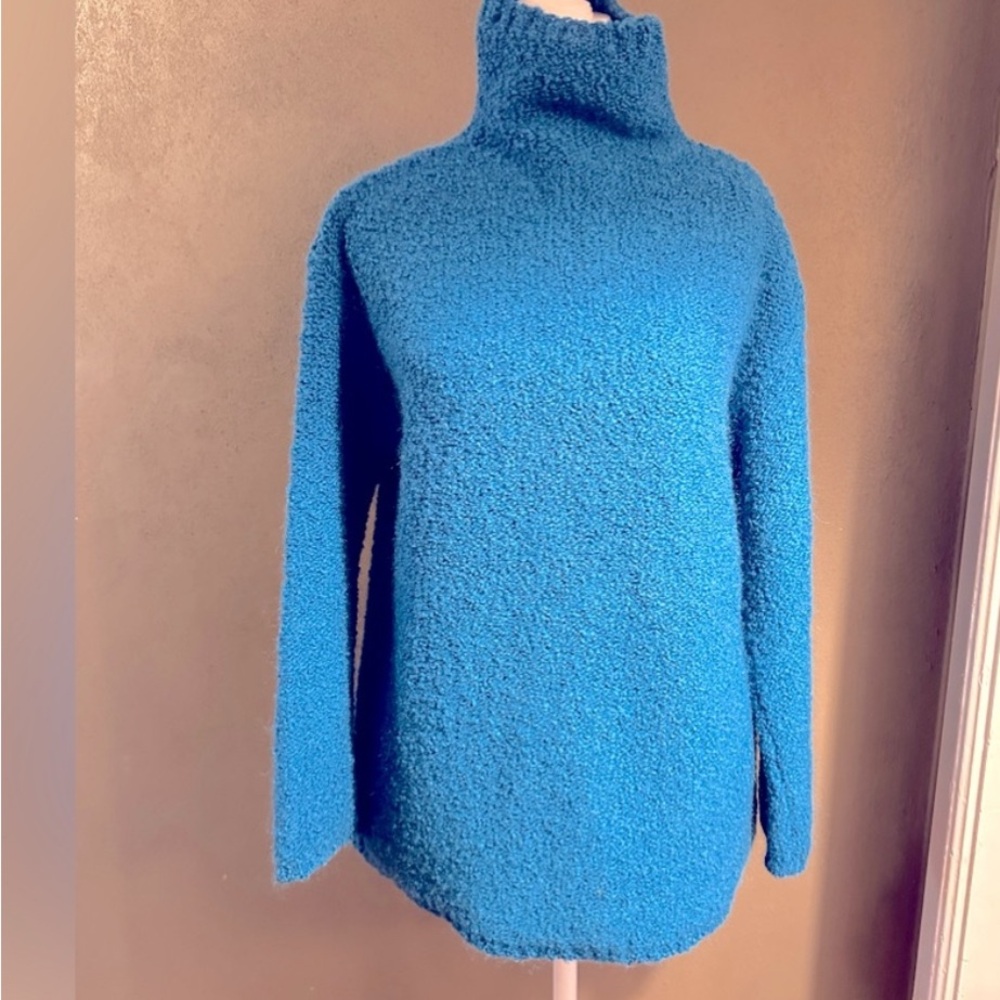 Stylish DKNY aqua marine Turtleneck Sweater